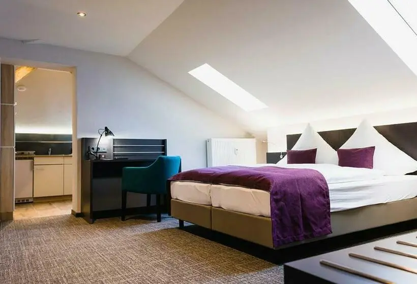 １ベッドルームアパートメント, Bahnhof Erzingen, Hotel, Coffee & More