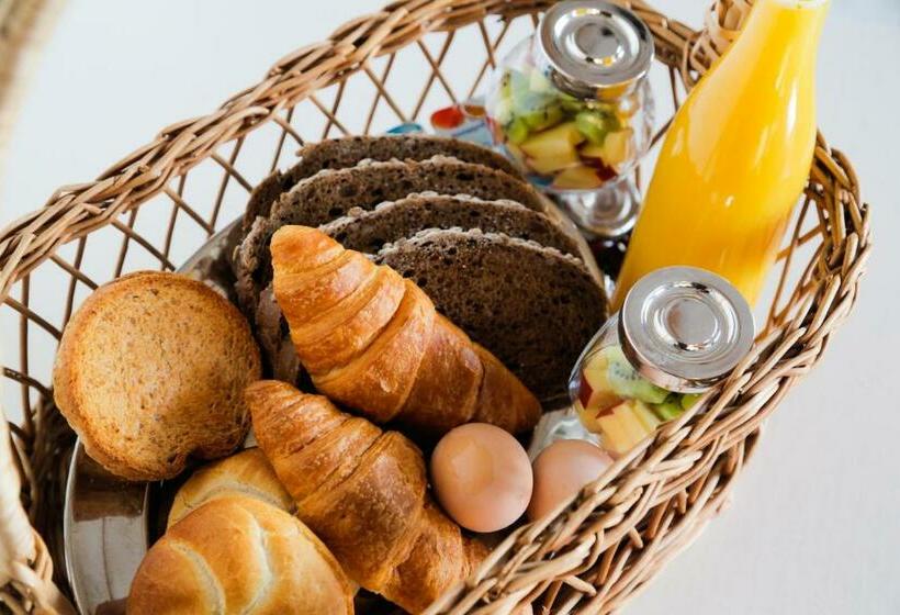 סטודיו משפחתי, De Rolders