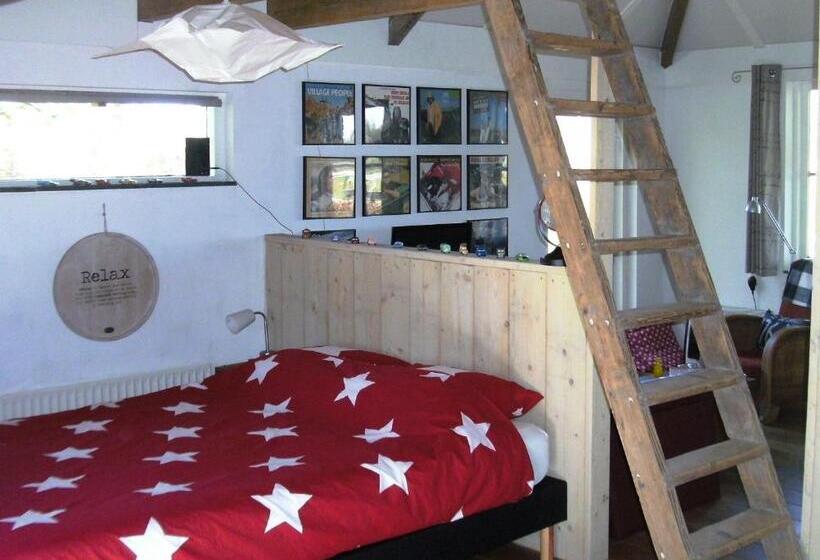 家庭间, Holiday Cottage De Garage Inn