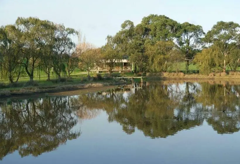 デラックスルーム, Little Lake Cottage