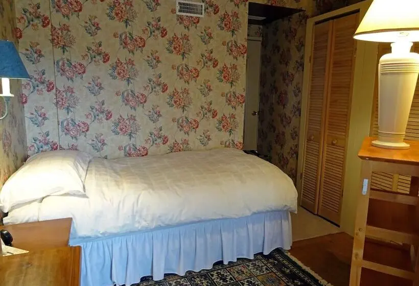 スタンダードシングルルーム, Eagle's Nest Resort