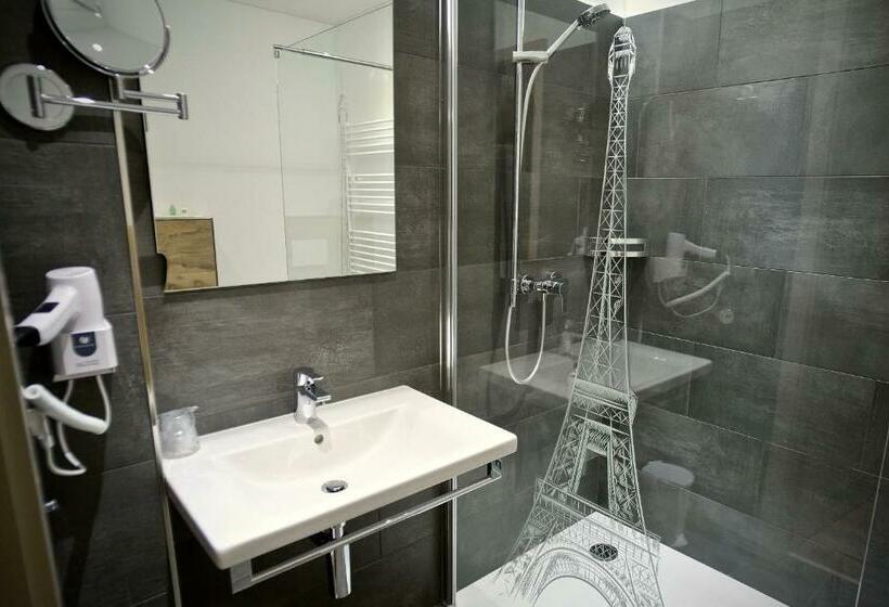 Номер Deluxe, Bahnhof Erzingen, Hotel, Coffee & More