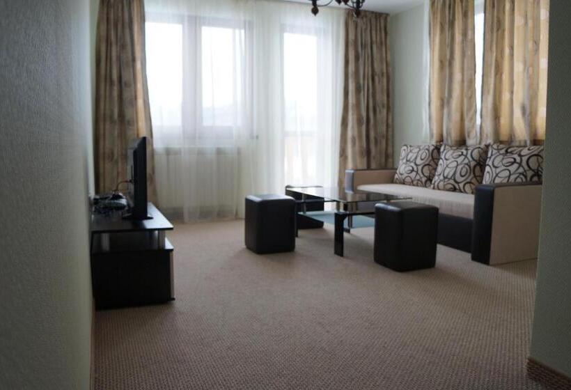 豪华湖景房, Family Complex Krisbo