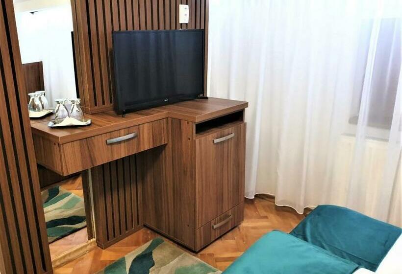 Номер Стандарт, Gâlma