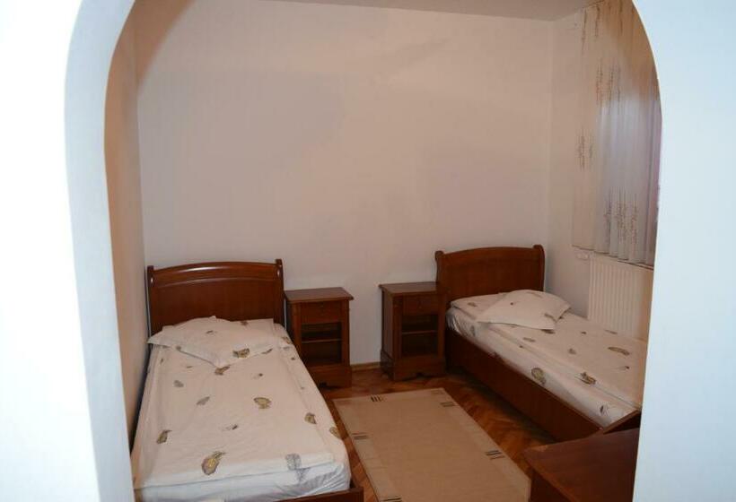 Номер Стандарт, Gâlma