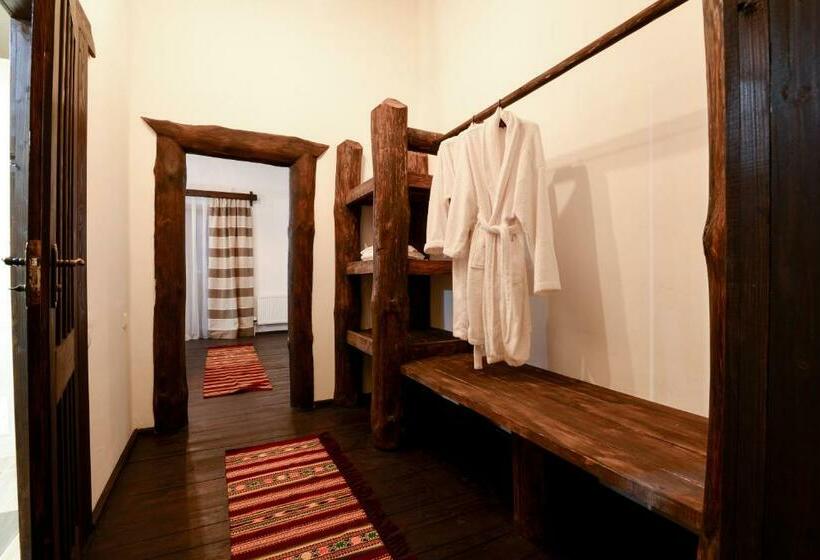 اتاق استاندارد, Skrinya