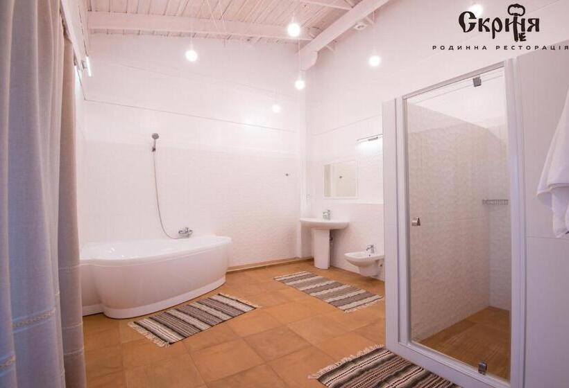 سوییت دوبلکس, Skrinya