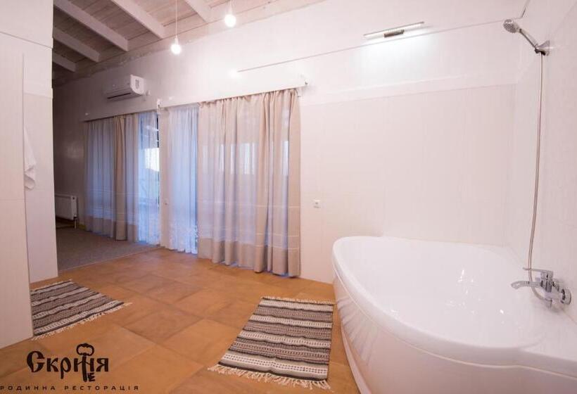 سوییت دوبلکس, Skrinya