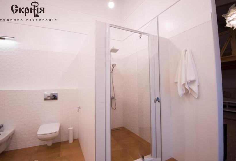 سوییت دوبلکس, Skrinya