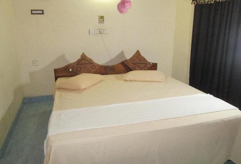 Номер Economy, Surasa