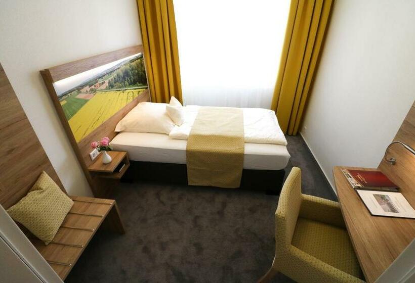 单人经济间, Wiehen Therme