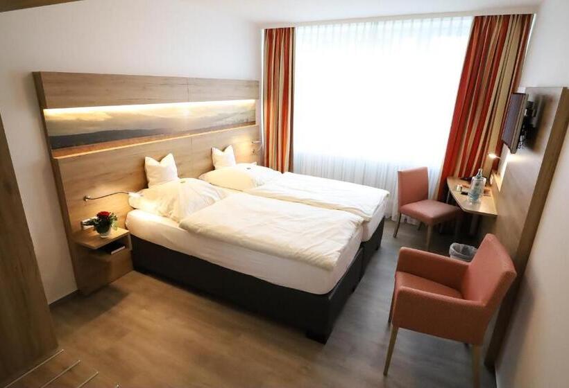 标准间, Wiehen Therme