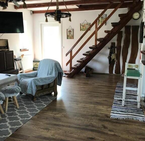 منزل غرفة نوم واحدة, Casa Marandy