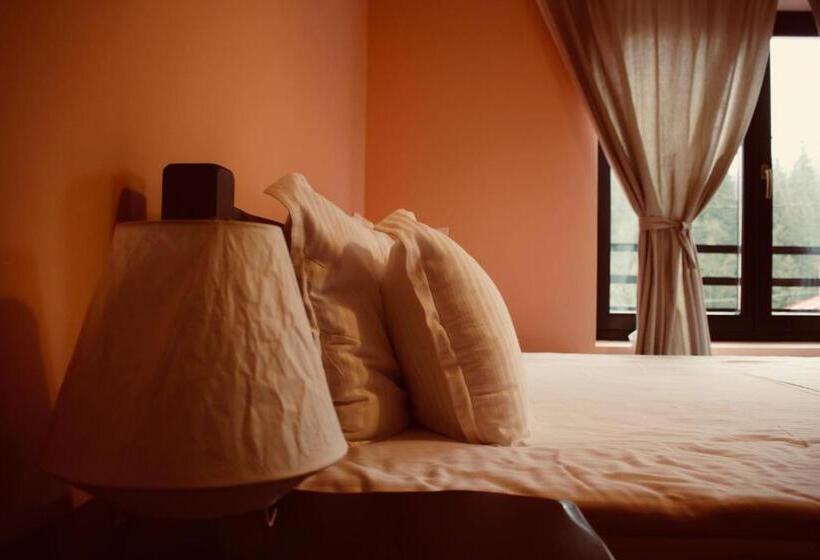 Apartamento 1 Dormitório com Vistas, Kutsinska House