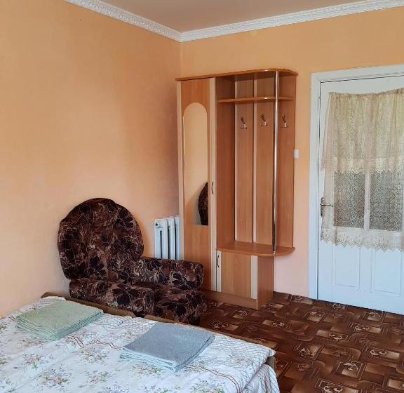 חדר אקונומי, Na Gorbochku