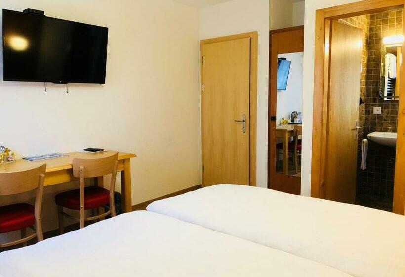 غرفة قياسية, Qi Lin Hotel Restaurant