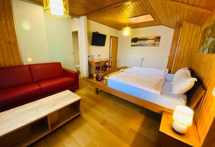 غرفة سوبيريور عائلية, Qi Lin Hotel Restaurant