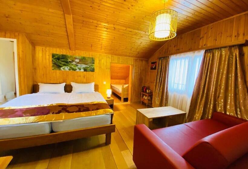 غرفة سوبيريور عائلية, Qi Lin Hotel Restaurant