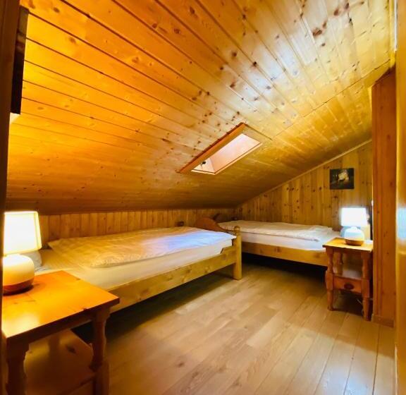 غرفة عائلية مطلّة علي الجبل, Qi Lin Hotel Restaurant