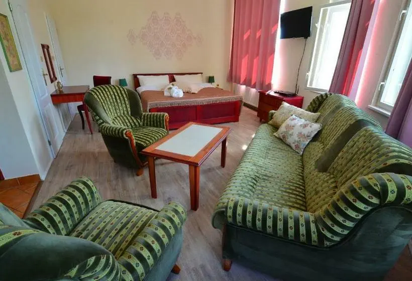 デラックスルーム, Baronka Bed & Breakfast & Bistrot