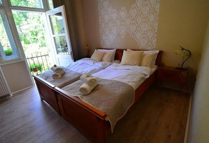 バルコニー付きスタンダードルーム, Baronka Bed & Breakfast & Bistrot