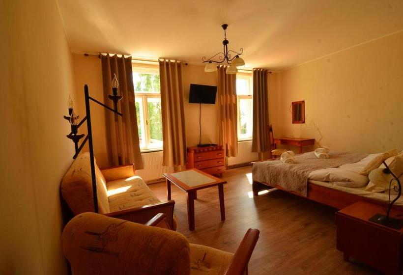 غرفة قياسية مطلّة علي الحديقة, Baronka Bed & Breakfast & Bistrot