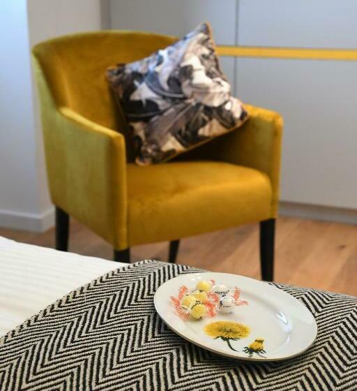 スタンダードルーム, Ask Lily