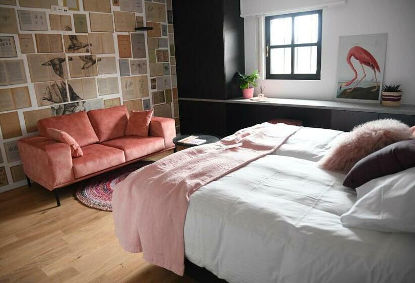 スーペリアールーム, Ask Lily