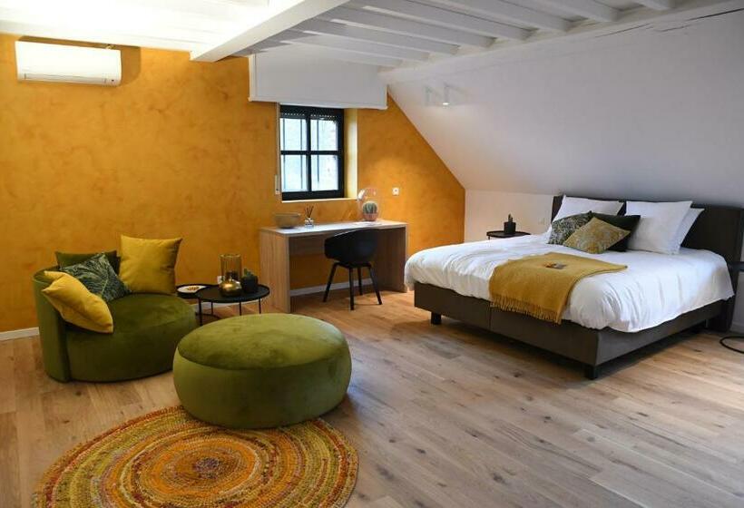 デラックスルーム, Ask Lily