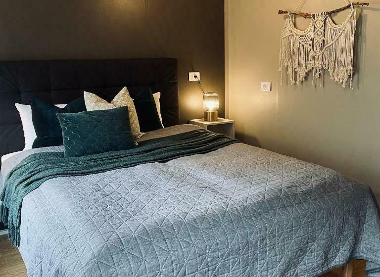 اتاق استاندارد با سرویس بهداشتی مشترک, Guesthouse Stekkaból