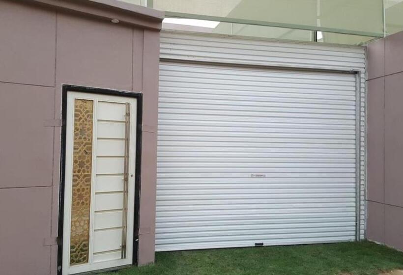 Chalet, شاليهات العرسان بمسبح وبدون مسبح بمحايل عسير ترقش