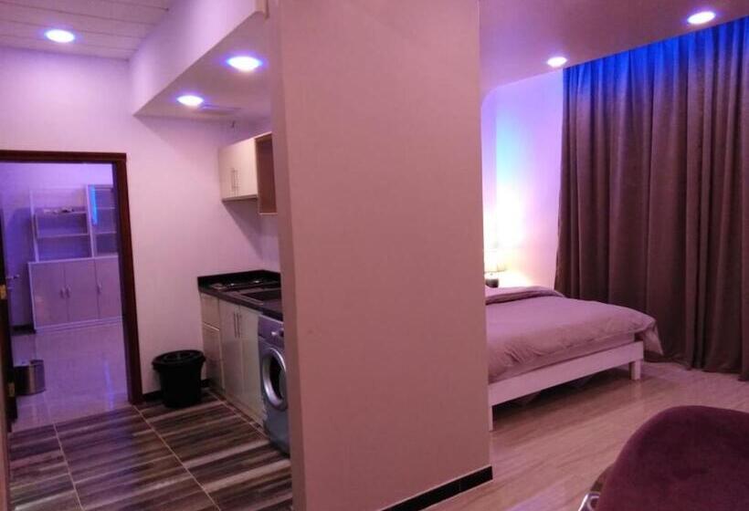 Chalet, شاليهات العرسان بمسبح وبدون مسبح بمحايل عسير ترقش