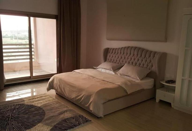 Chalet, شاليهات العرسان بمسبح وبدون مسبح بمحايل عسير ترقش