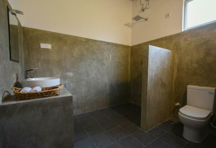 Номер Superior, Ambarella Lodge   Katunayake