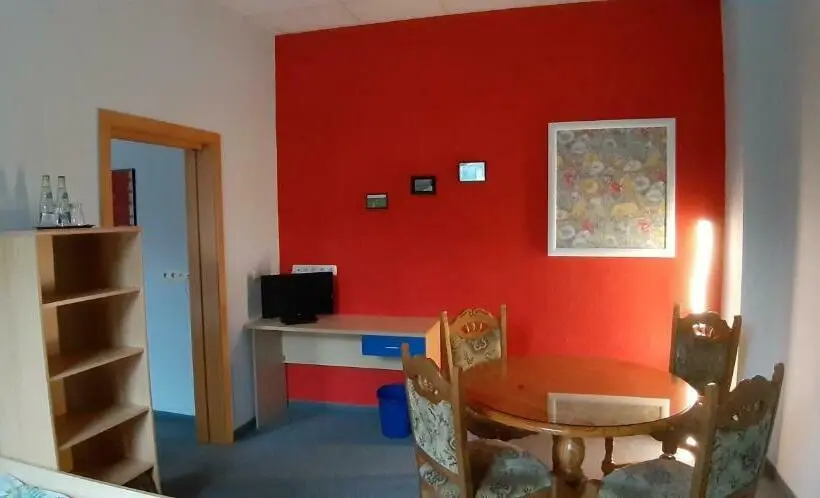 スタンダード４人部屋, Gasthof Zum Alten Schulmeister