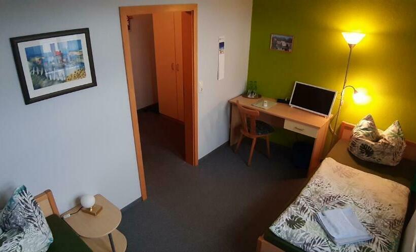 Номер Стандарт, Gasthof Zum Alten Schulmeister