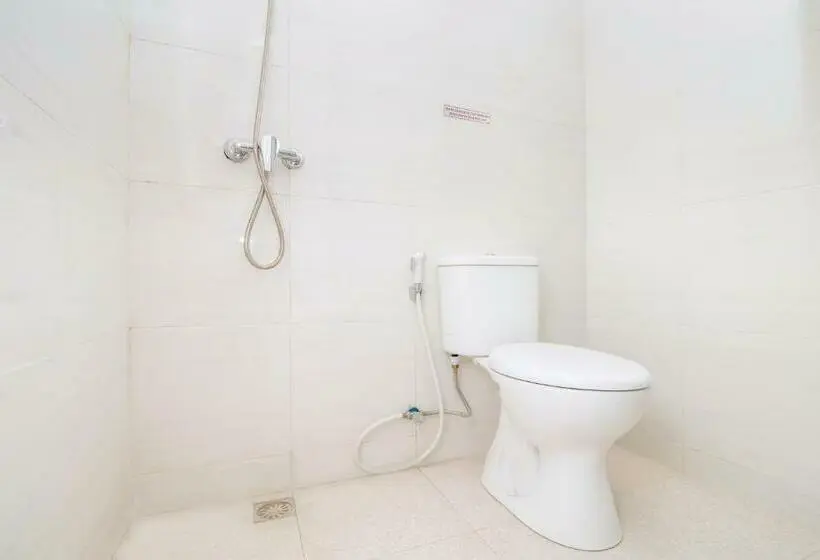 キングサイズベッドのデラックスルーム, Oyo 3307 Ayudia Guesthouse