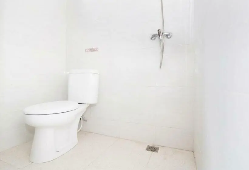 キングサイズベッドのデラックスルーム, Oyo 3307 Ayudia Guesthouse