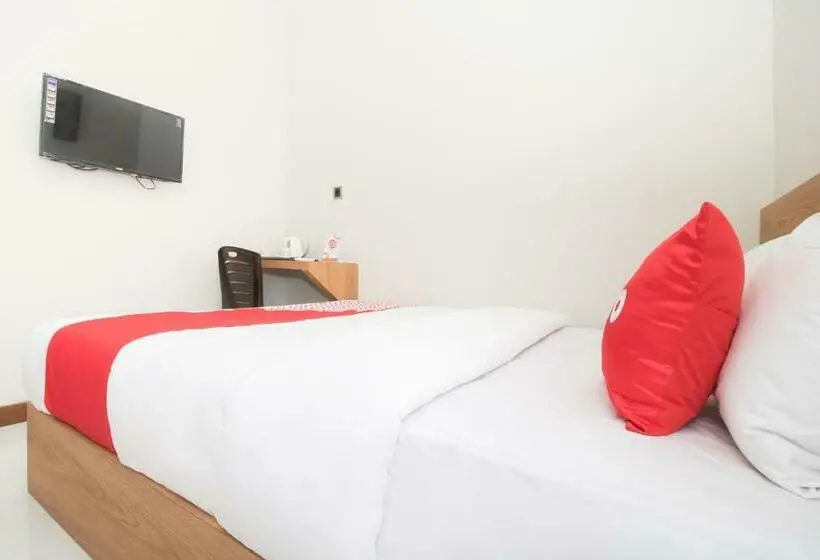 キングサイズベッドのデラックスルーム, Oyo 3307 Ayudia Guesthouse