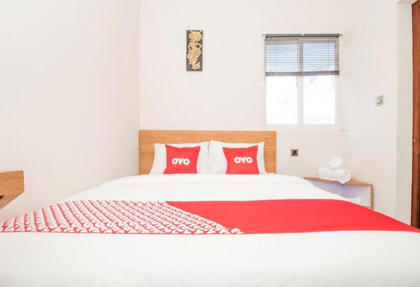 Номер Deluxe Кровать Кинг, Oyo 3307 Ayudia Guesthouse