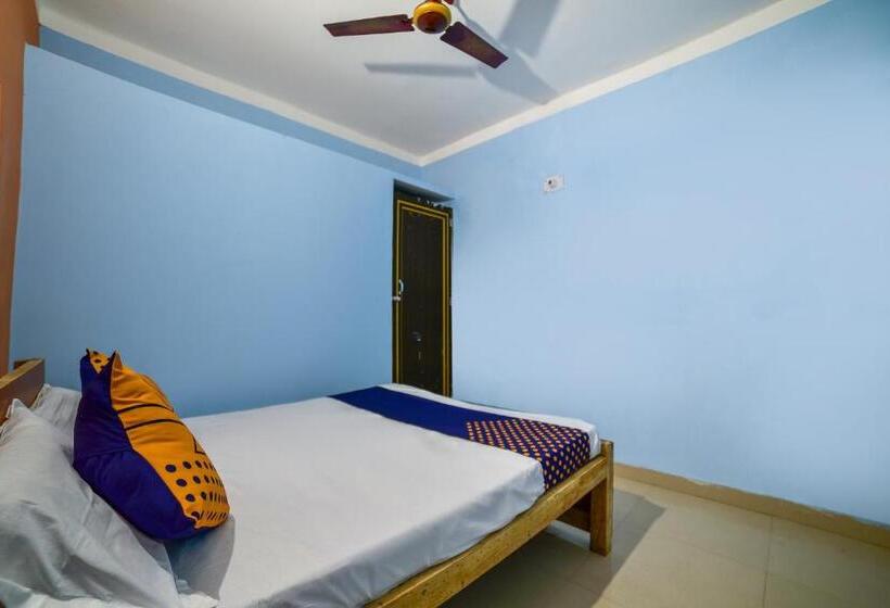 Номер Стандарт, Spot On Shashi Prabha Palace