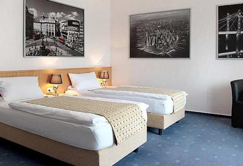 패밀리 룸, Land Furthmuhle