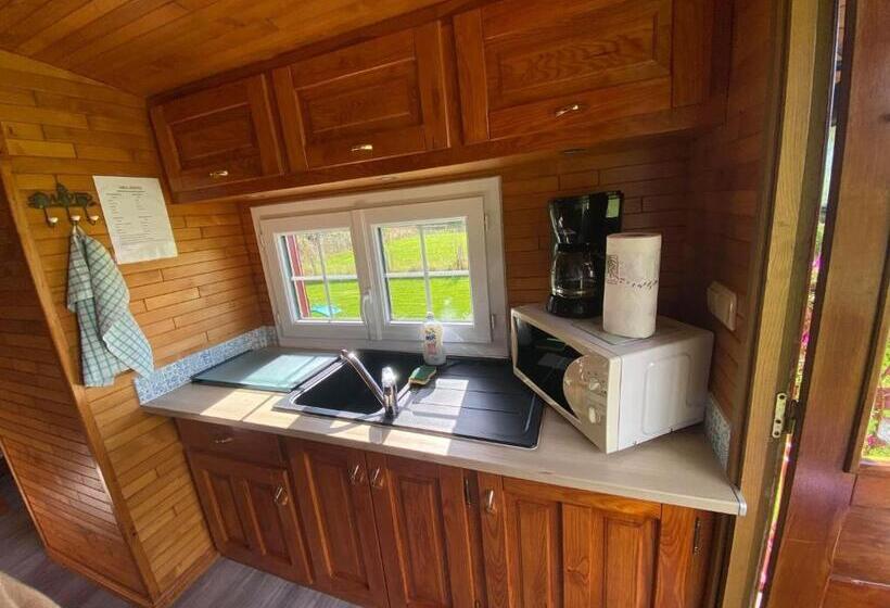 Номер Стандарт, La Chevrie