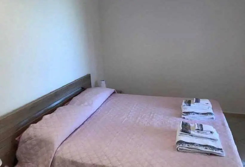 スタンダードルーム, B&b La Petra Longa