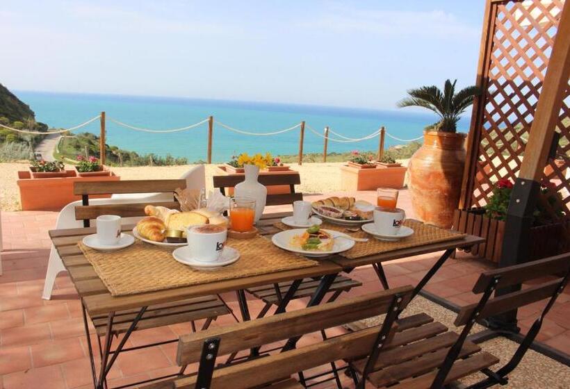 סוויטת דלוקס נוף לים, B&b La Torre