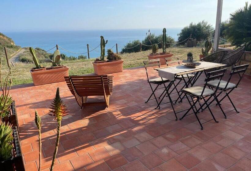 סוויטת דלוקס נוף לים, B&b La Torre