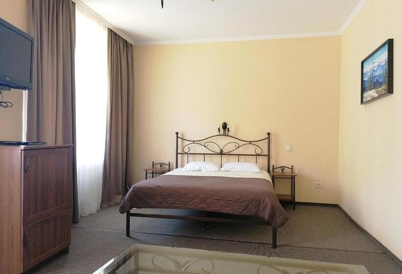 Семейный Номер, Girska Tysa Health Resort