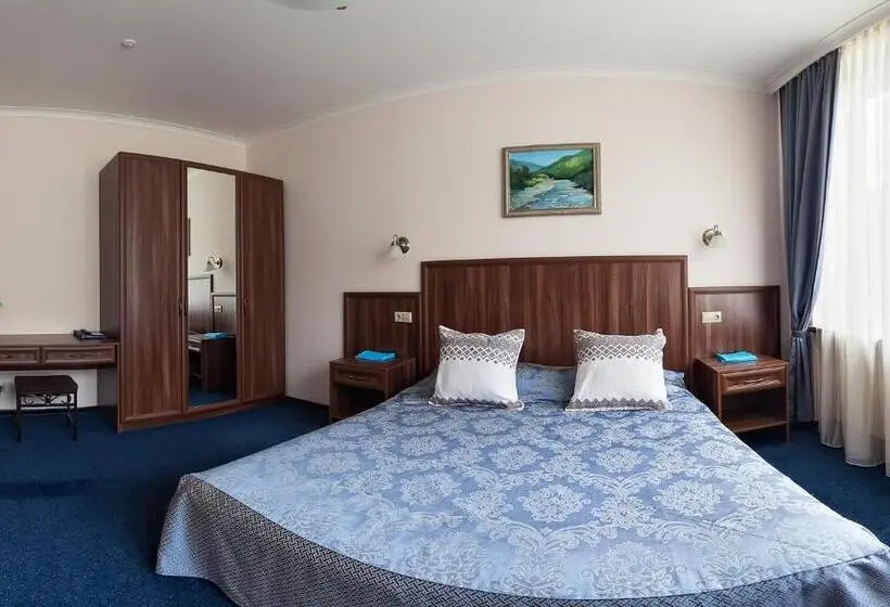 デラックスルーム, Girska Tysa Health Resort