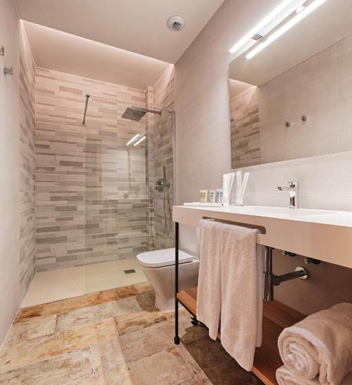 חדר משפחתי, Rural La Tejera