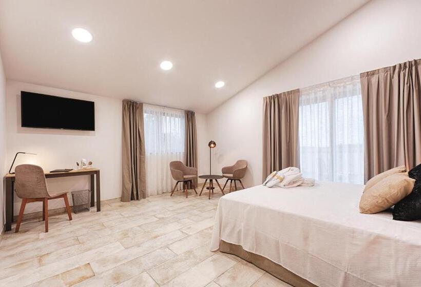 סוויטה, Rural La Tejera